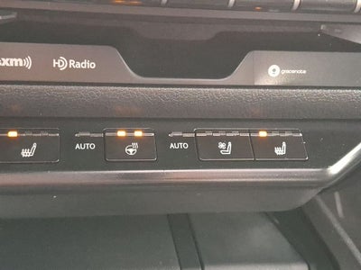 2019 Lexus UX Base
