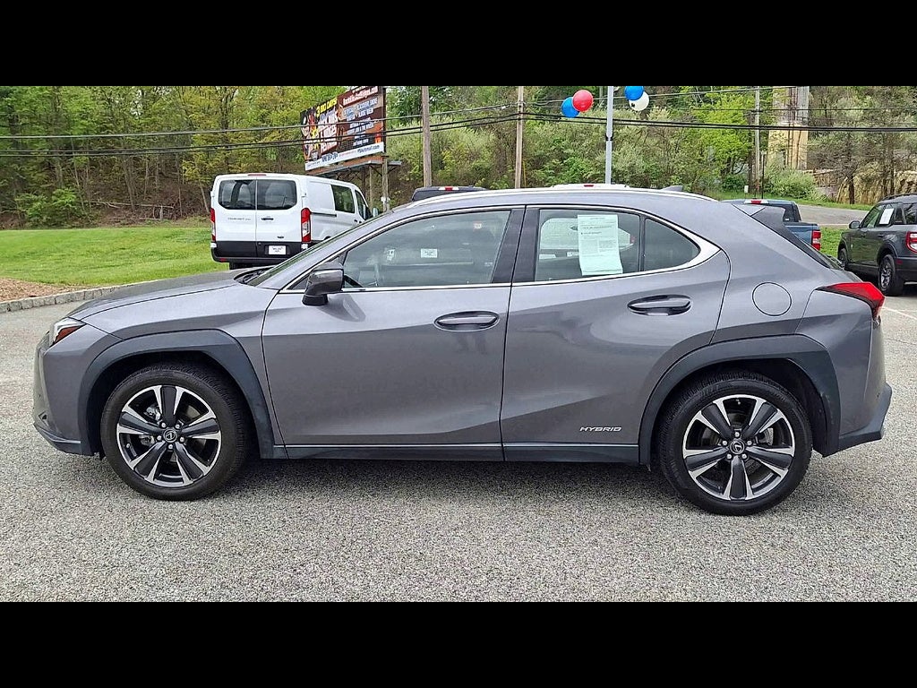 2019 Lexus UX Base