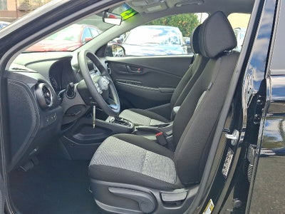 2023 Hyundai Kona SE