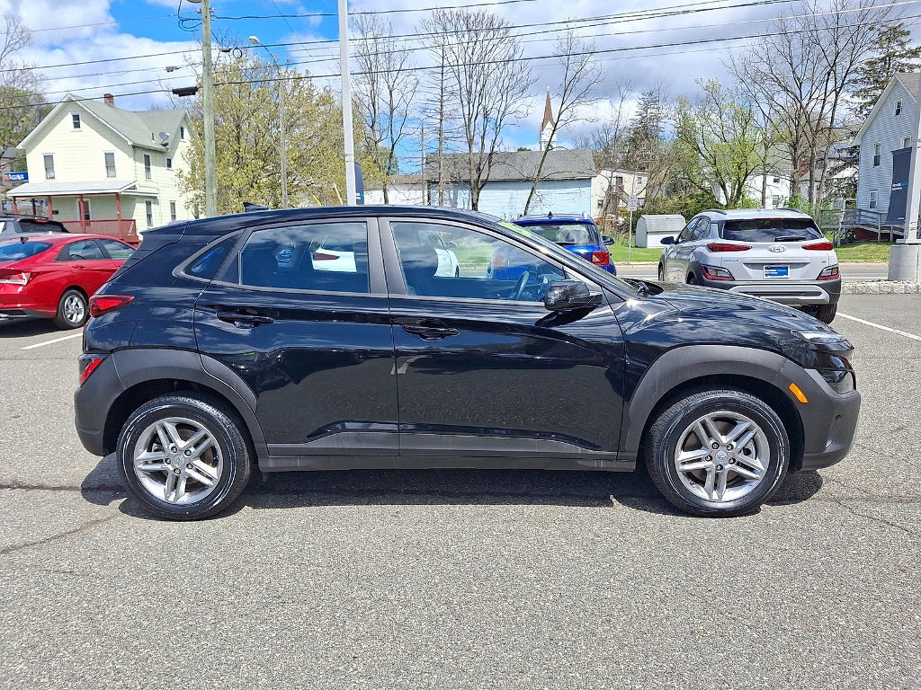 2023 Hyundai Kona SE