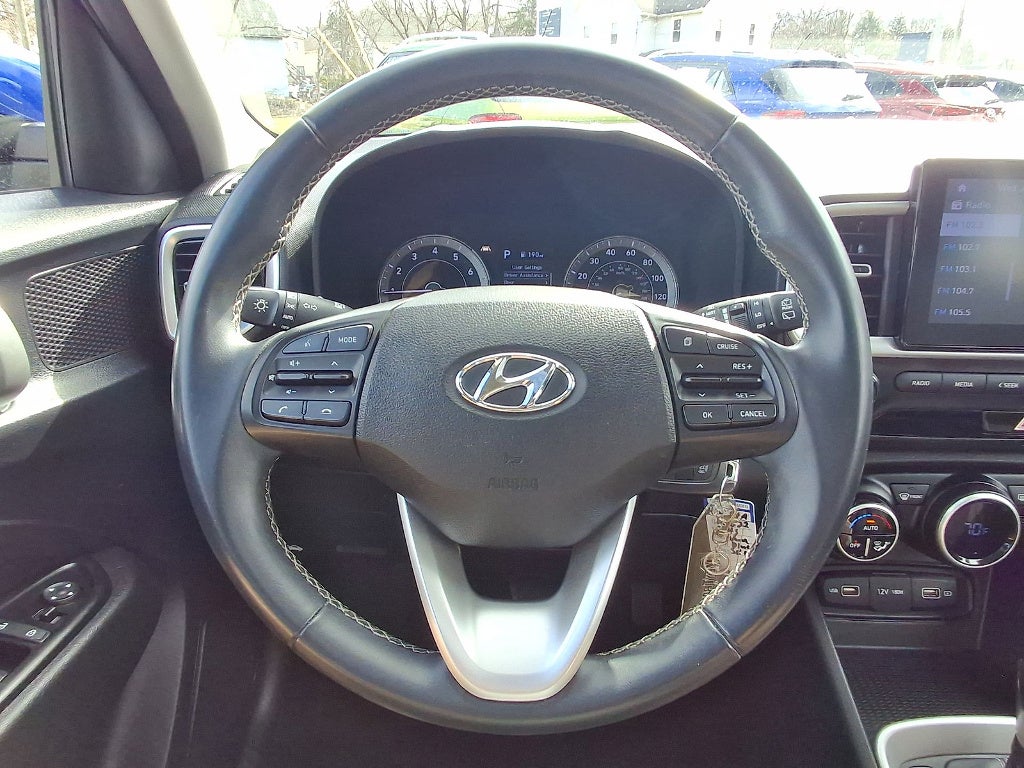2022 Hyundai Venue SEL