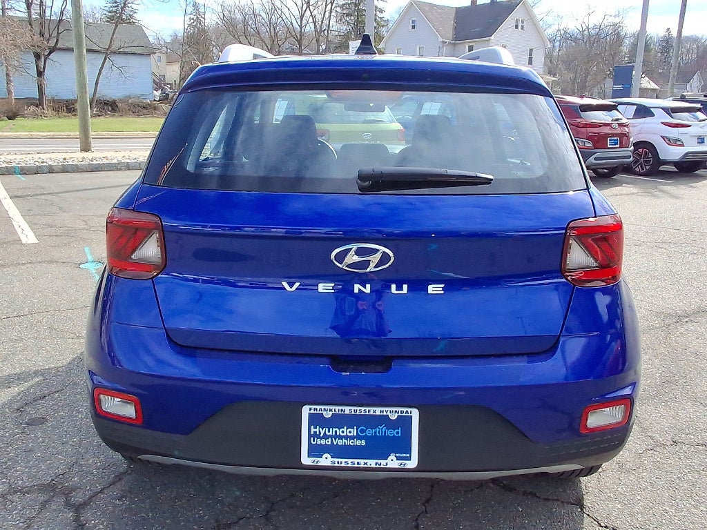 2022 Hyundai Venue SEL
