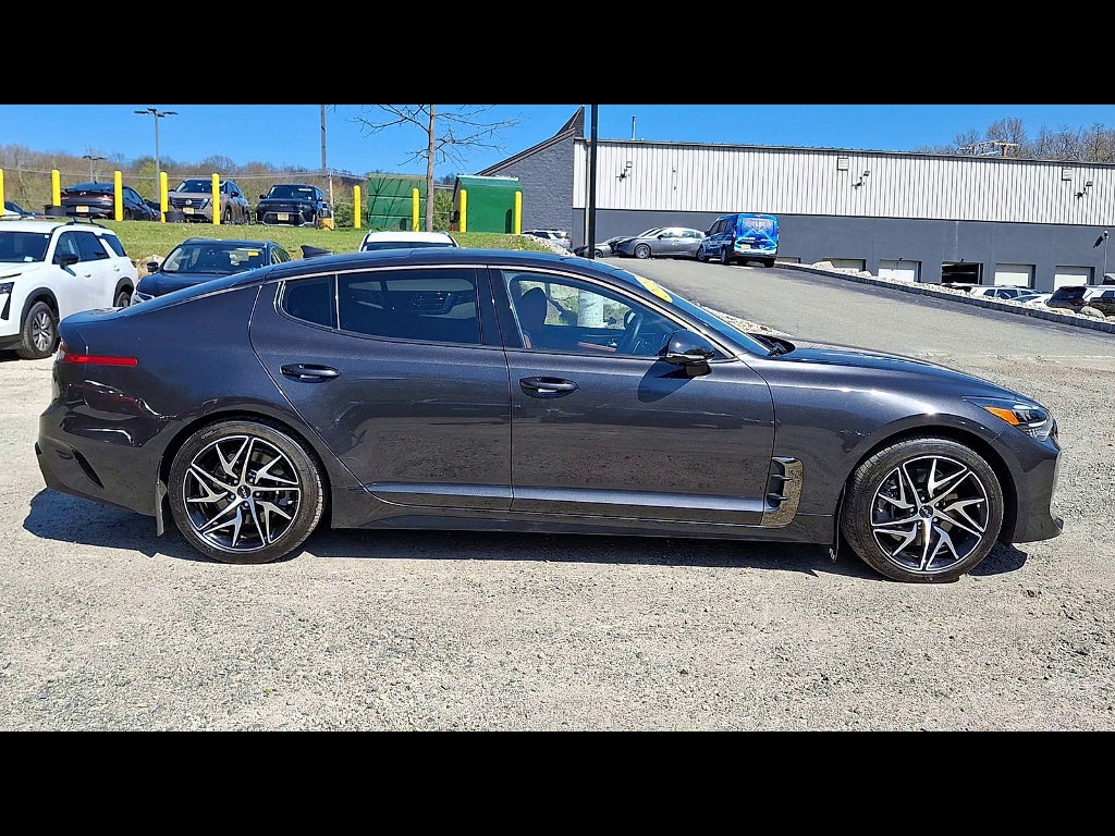 2023 Kia Stinger GT-Line