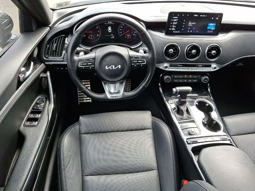 2023 Kia Stinger GT-Line