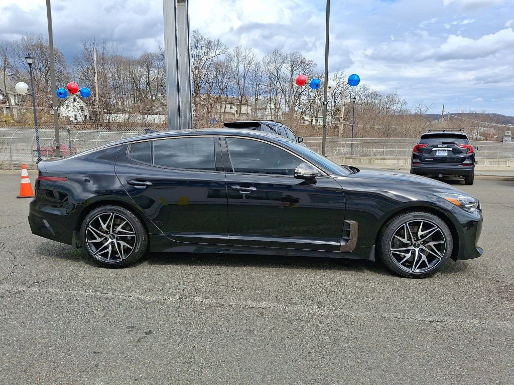 2023 Kia Stinger GT-Line
