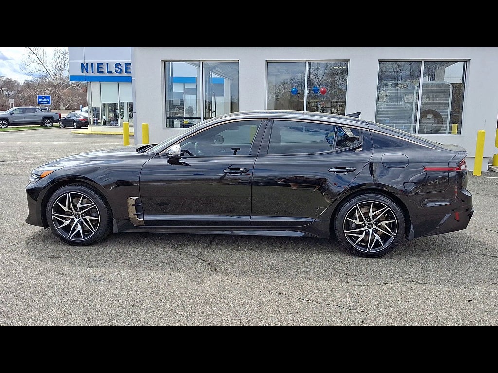 2023 Kia Stinger GT-Line