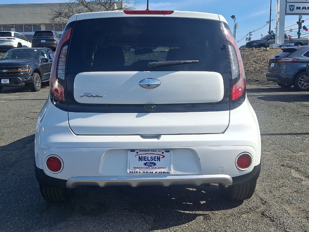 2018 Kia Soul +