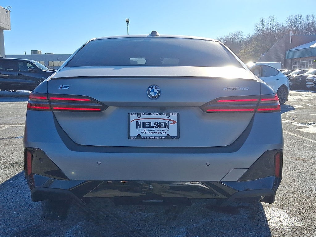 2025 BMW i5 xDrive40