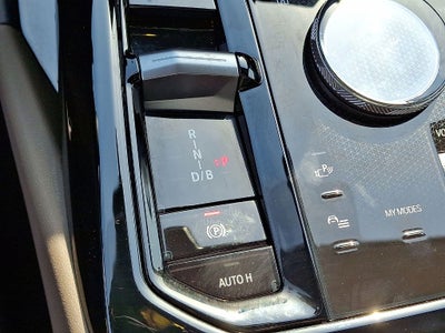 2025 BMW i5 xDrive40