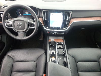 2023 Volvo V60 Cross Country B5 Plus