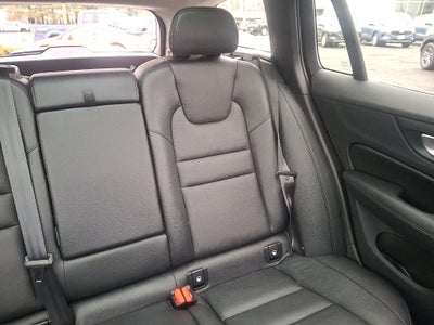 2023 Volvo V60 Cross Country B5 Plus