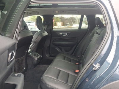 2023 Volvo V60 Cross Country B5 Plus