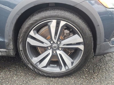 2023 Volvo V60 Cross Country B5 Plus