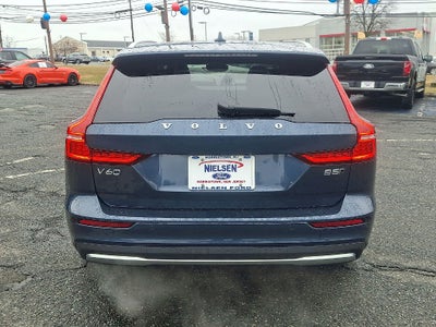 2023 Volvo V60 Cross Country B5 Plus